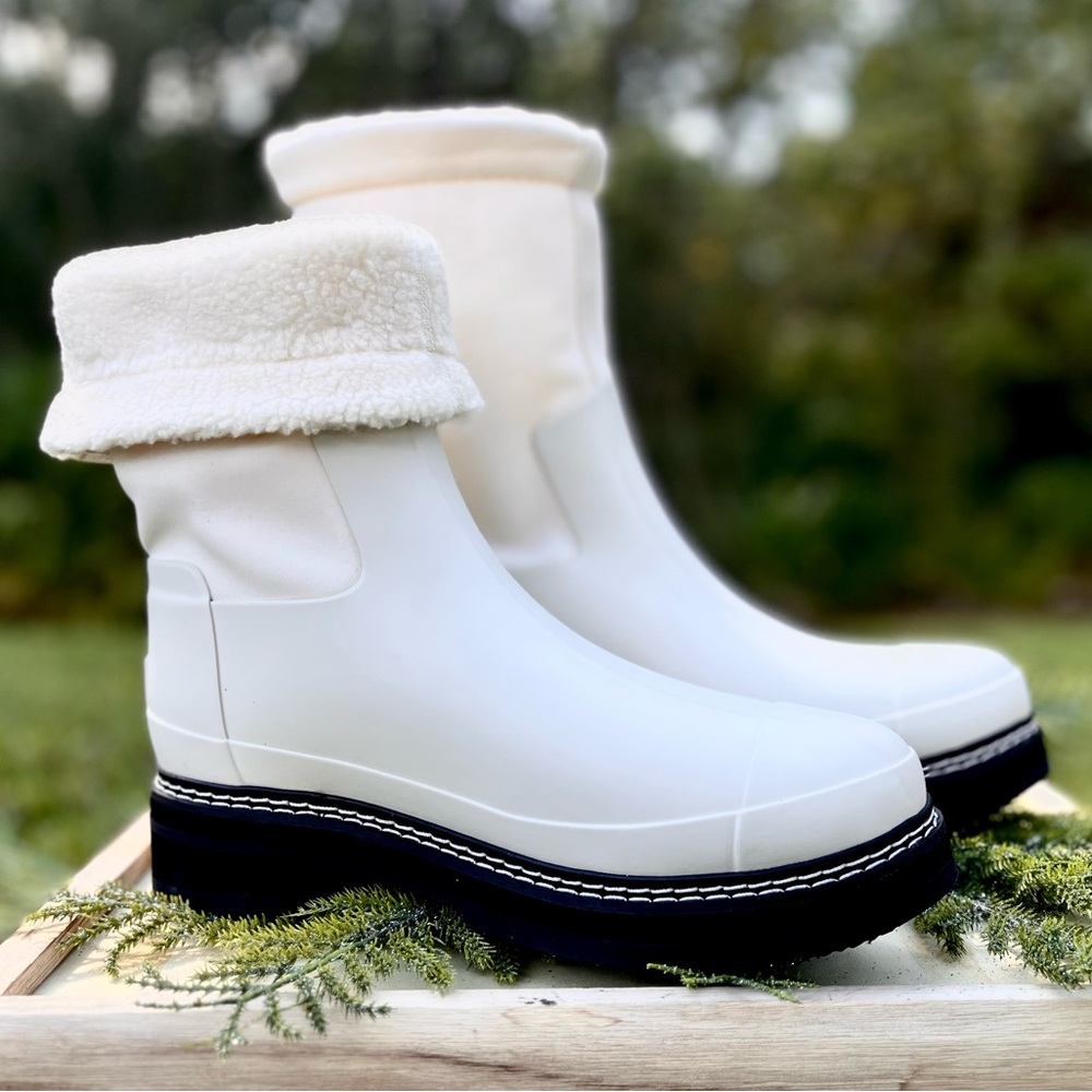 Hunter Insulated Boots
